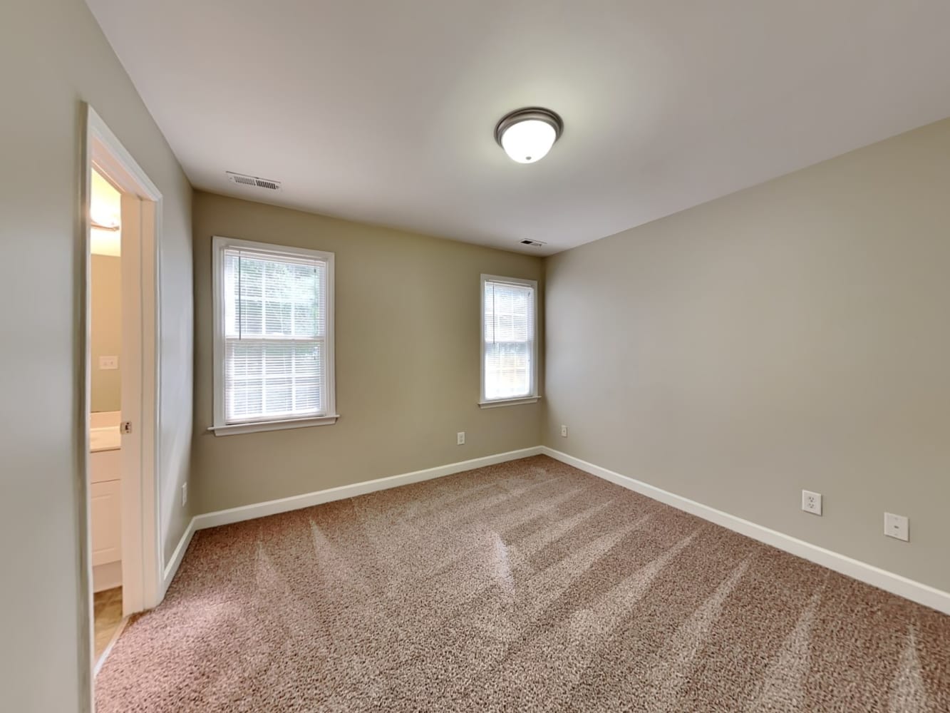 308 Tarragon Trl, Wendell photo 16