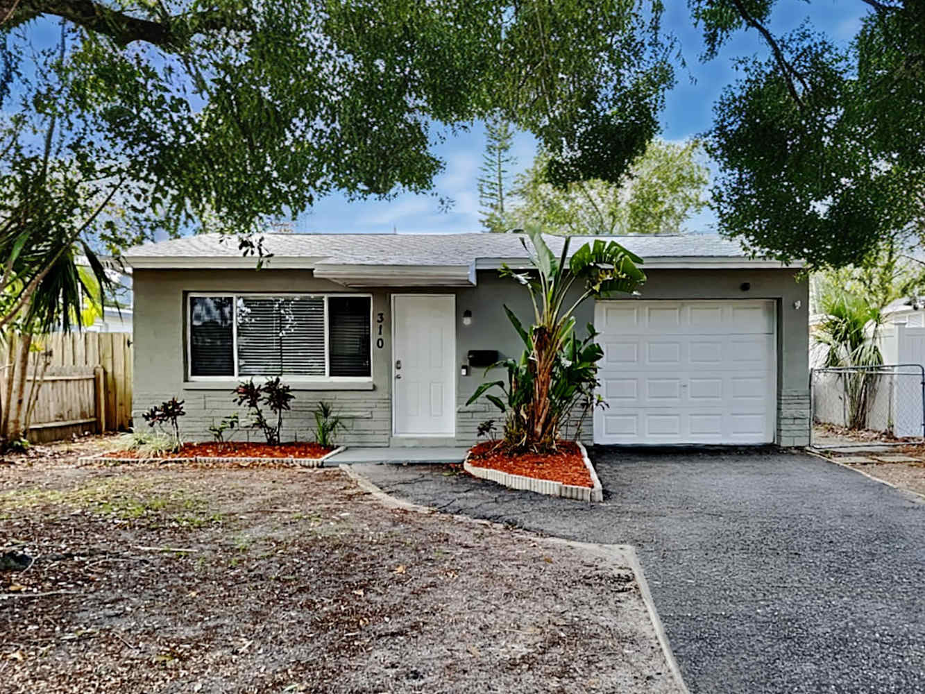310 93Rd Ave N, St. Petersburg photo 1