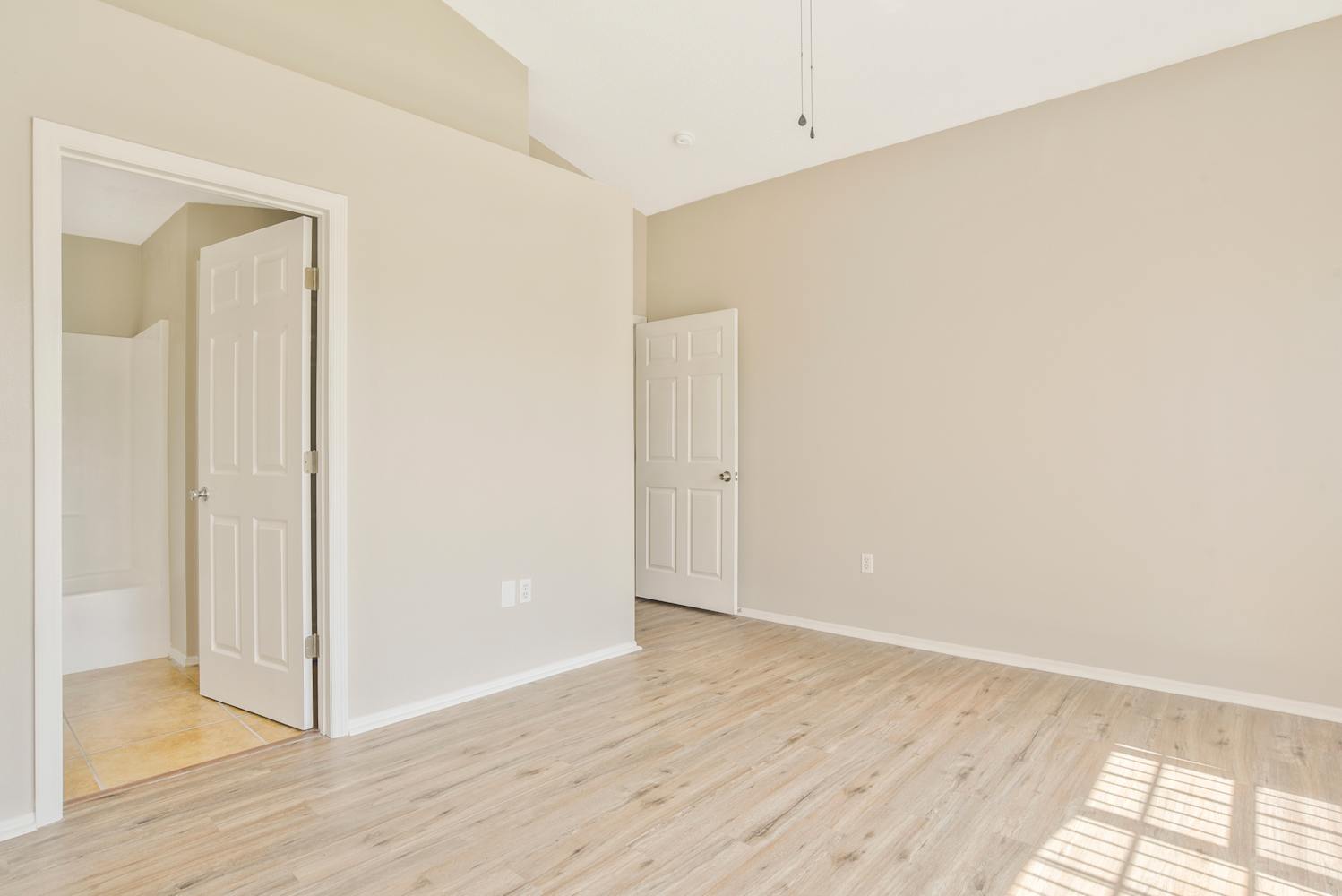 3111 Huntwicke Blvd, Davenport photo 12