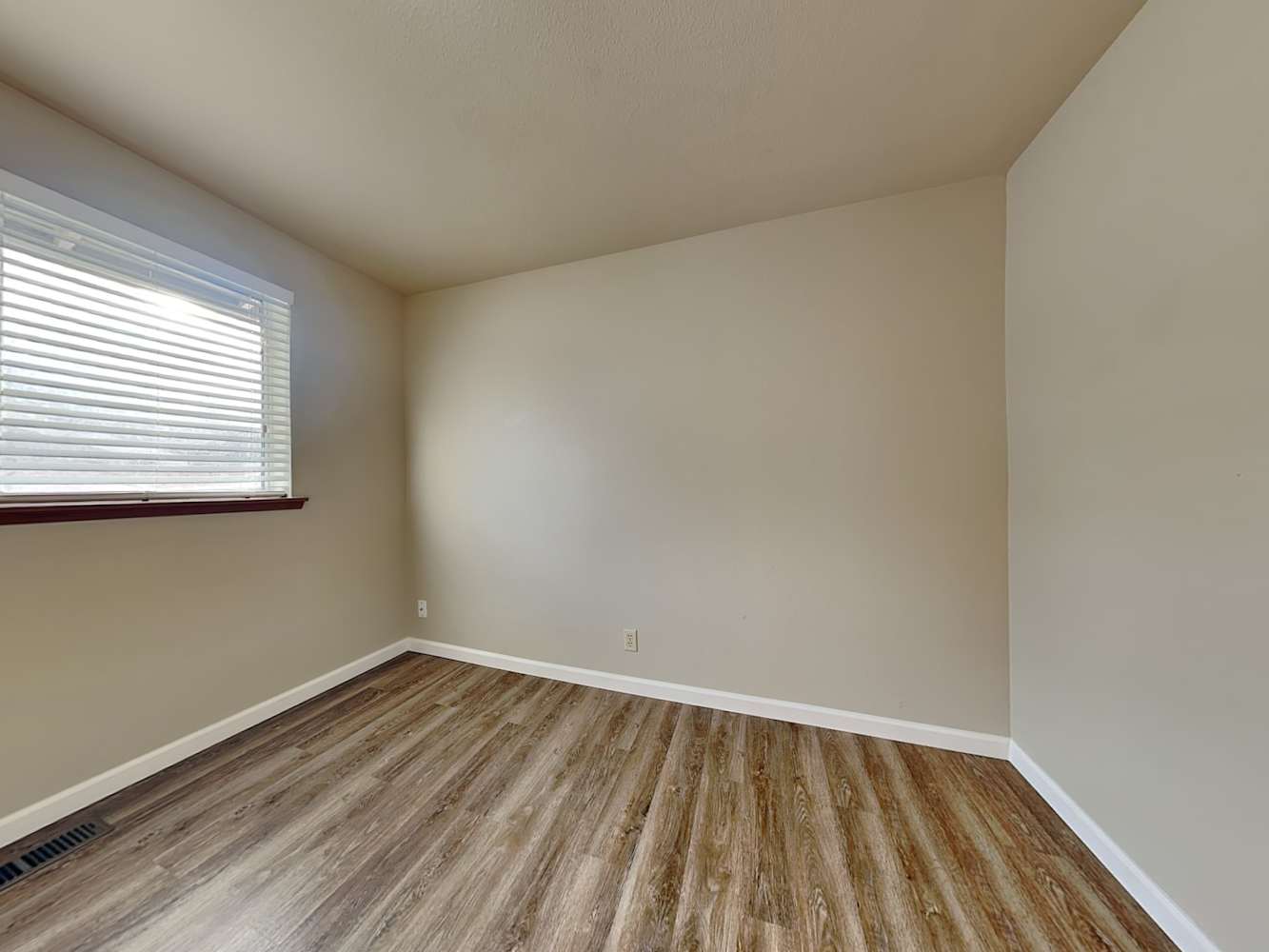 3113 57th Ave NE, Tacoma photo 12