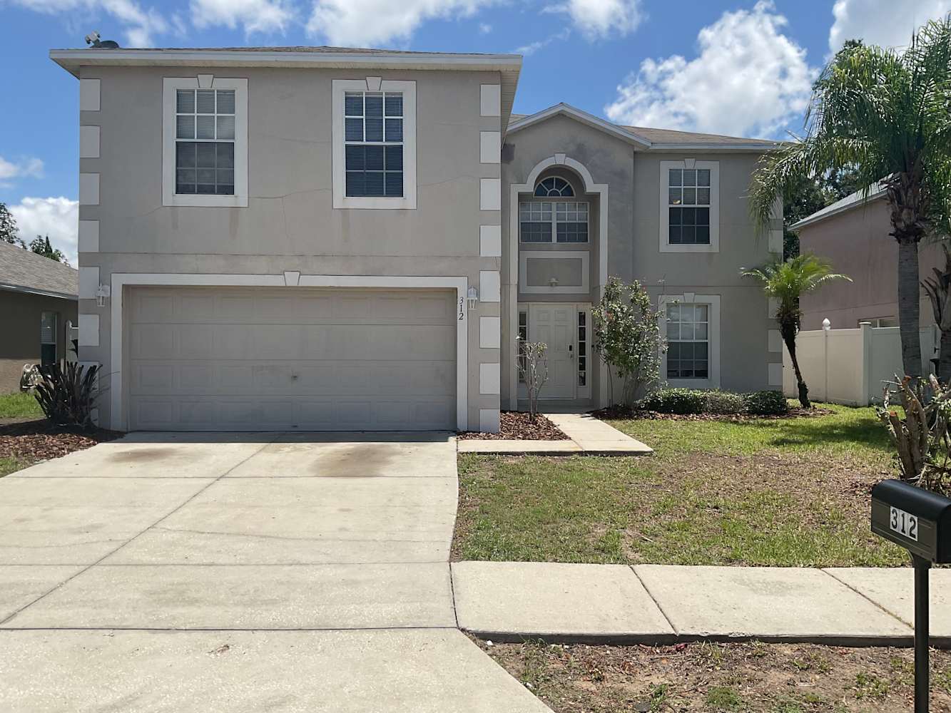 Front of 312 Thomasdale Ave, Haines City, FL