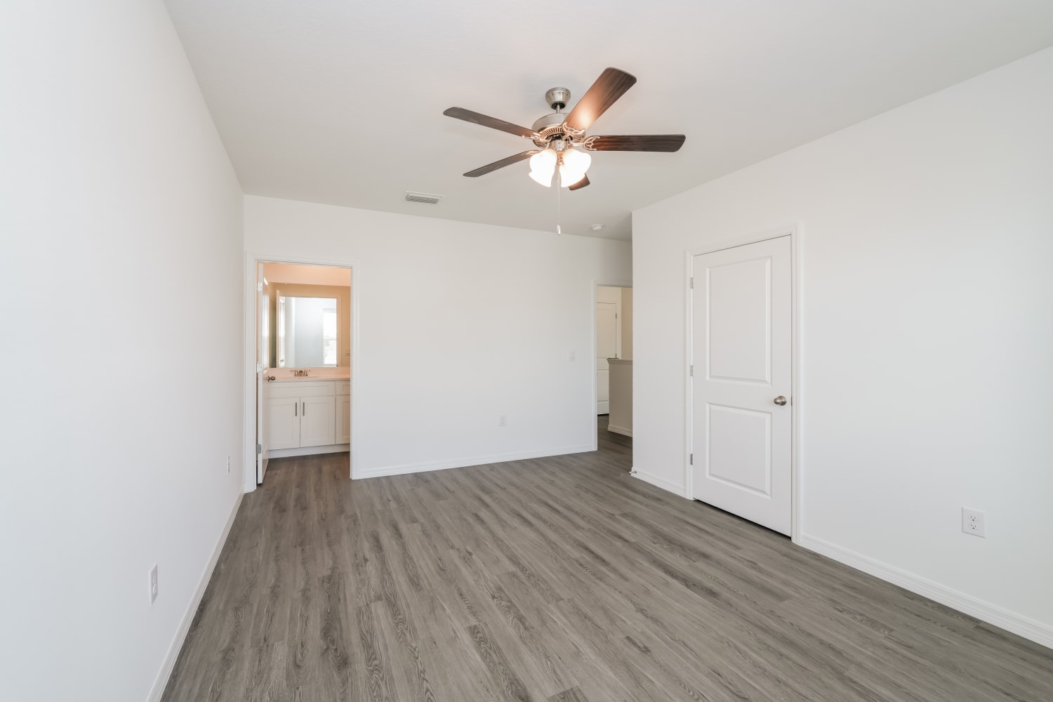 31267 Monterey Pine St, Wesley Chapel photo 15