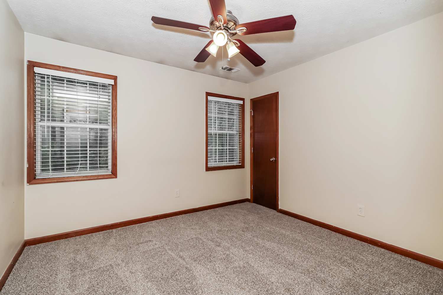3142 Country Lake Dr, Powder Springs photo 15