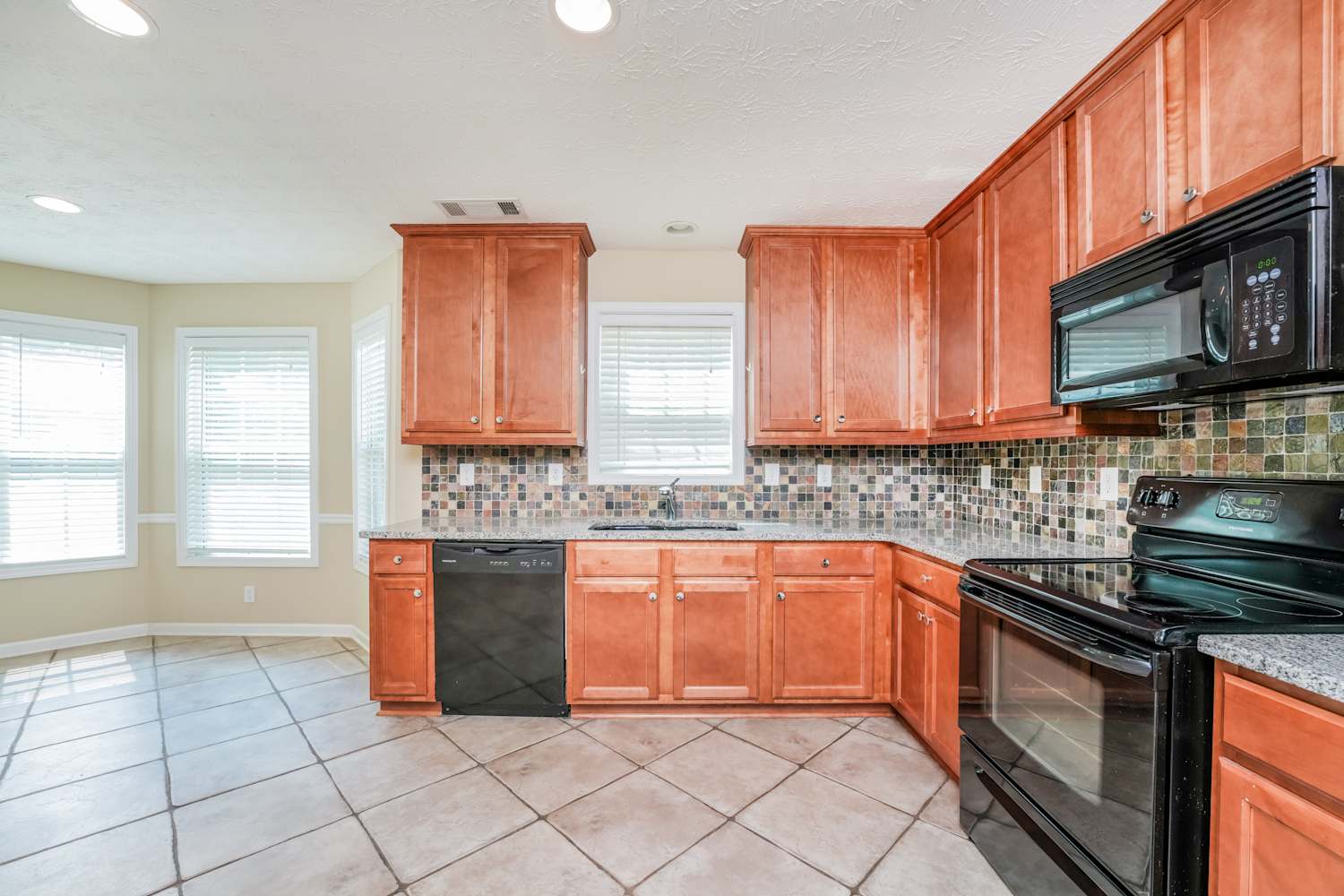 3144 Oak Ridge Ln, Loganville photo 9