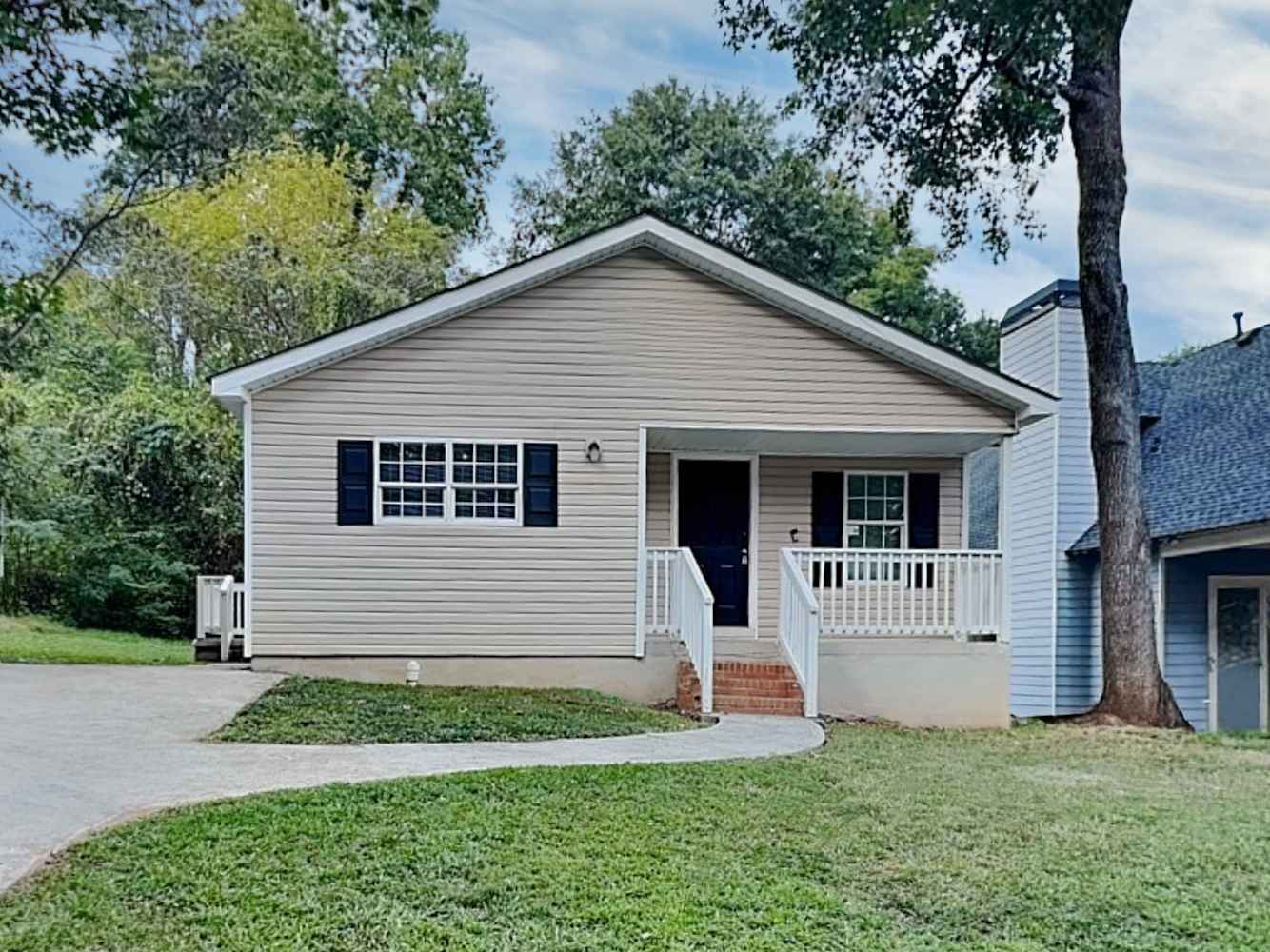 Front of 3154 Alston Dr, Decatur, GA