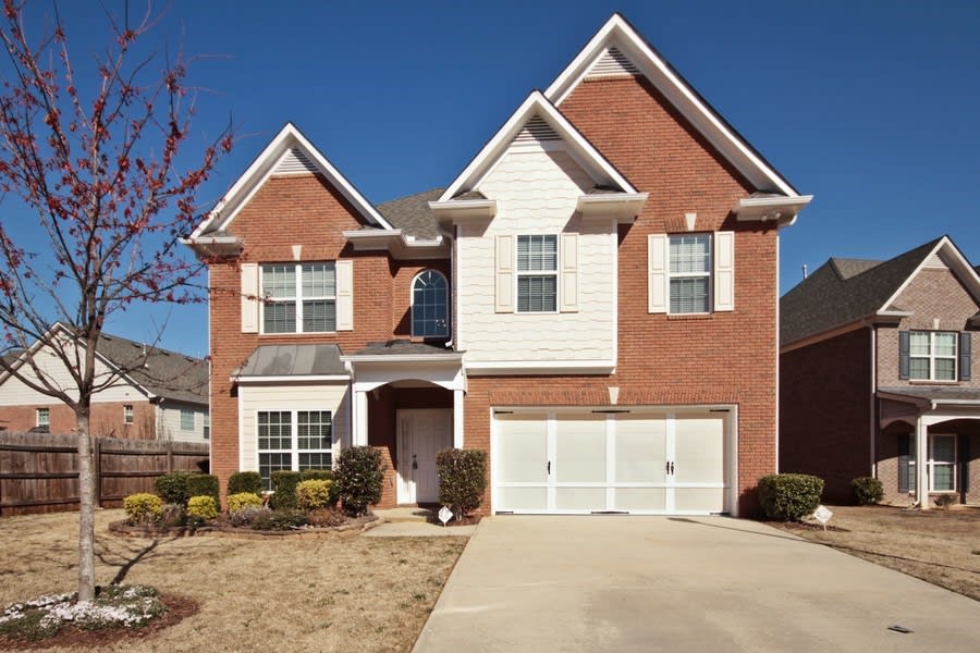 Front of 3177 Misty View Trl, Lilburn, GA