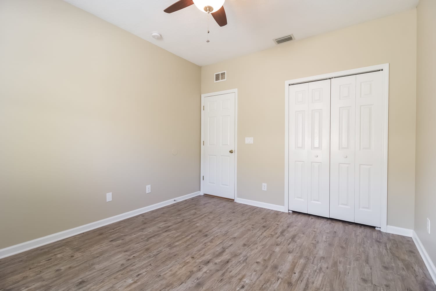 318 Breckenridge Cir SE, Palm Bay photo 7