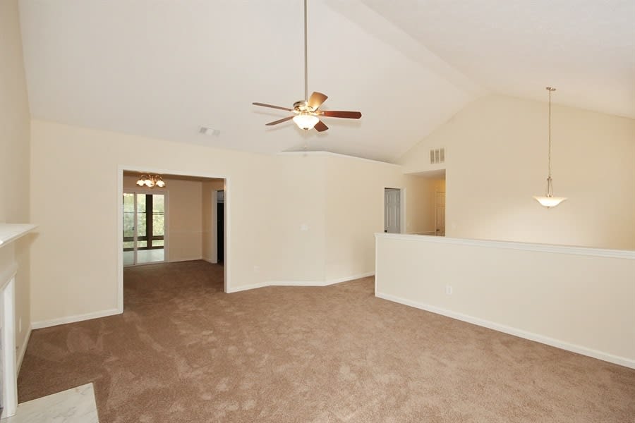 320 Ashland Manor Dr, Lawrenceville photo 3