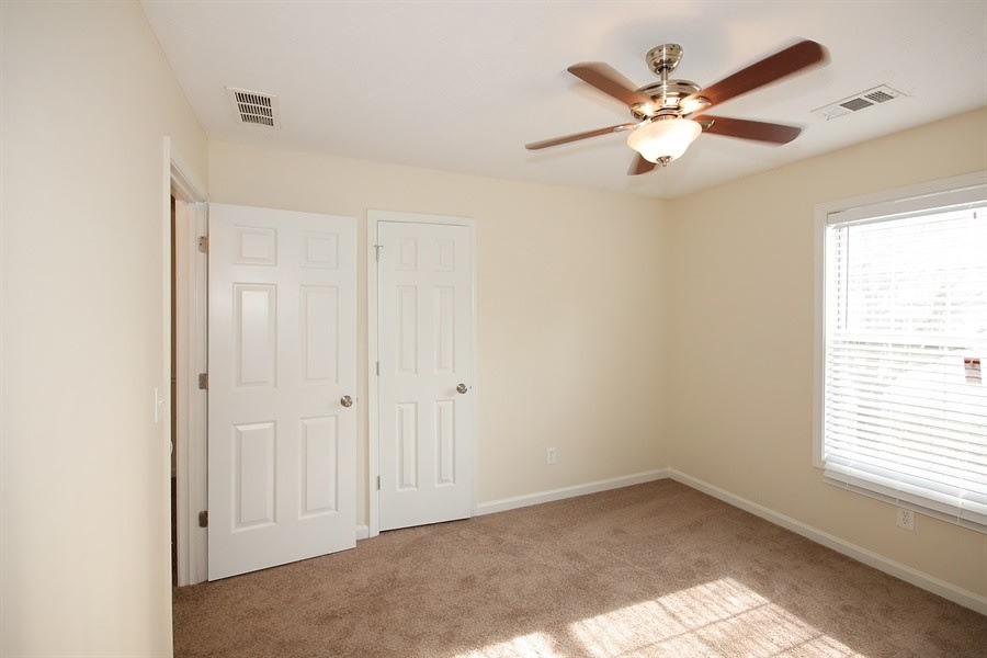 320 Ashland Manor Dr, Lawrenceville photo 10
