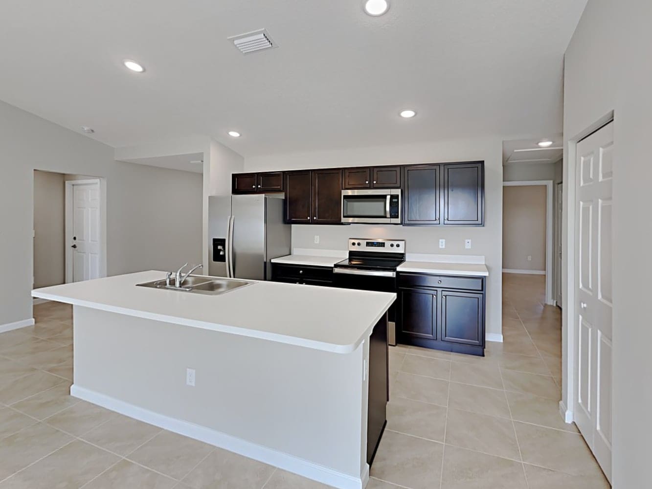 320 SW Enon St, Port Saint Lucie photo 7