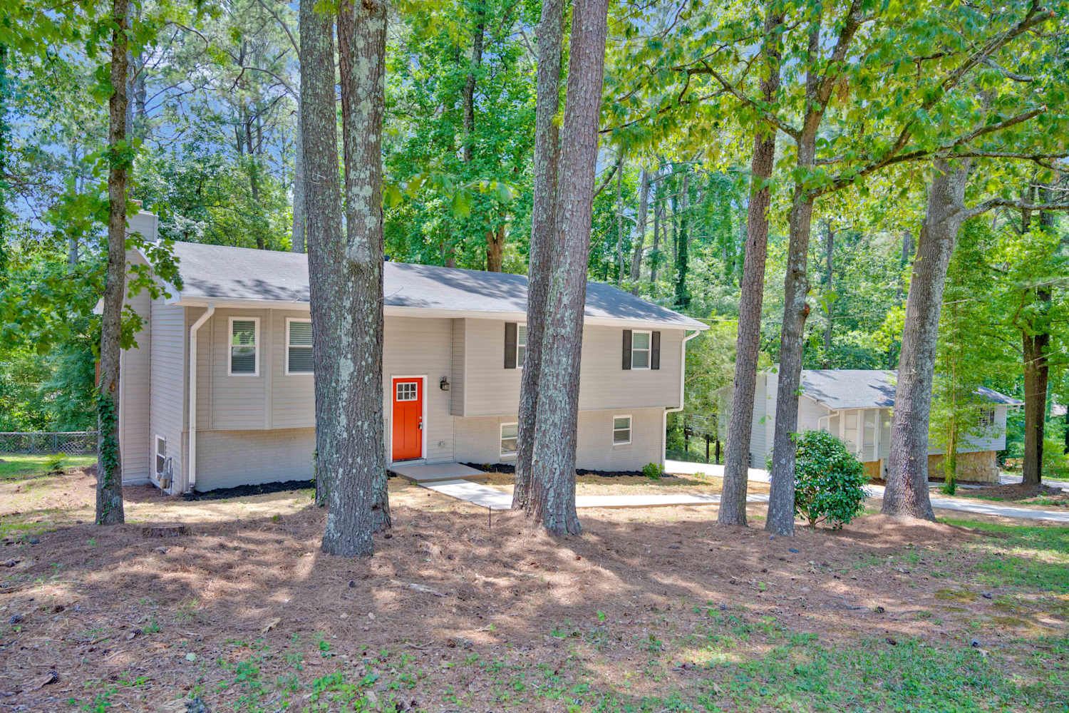3200 Vail Ct, Snellville photo 1