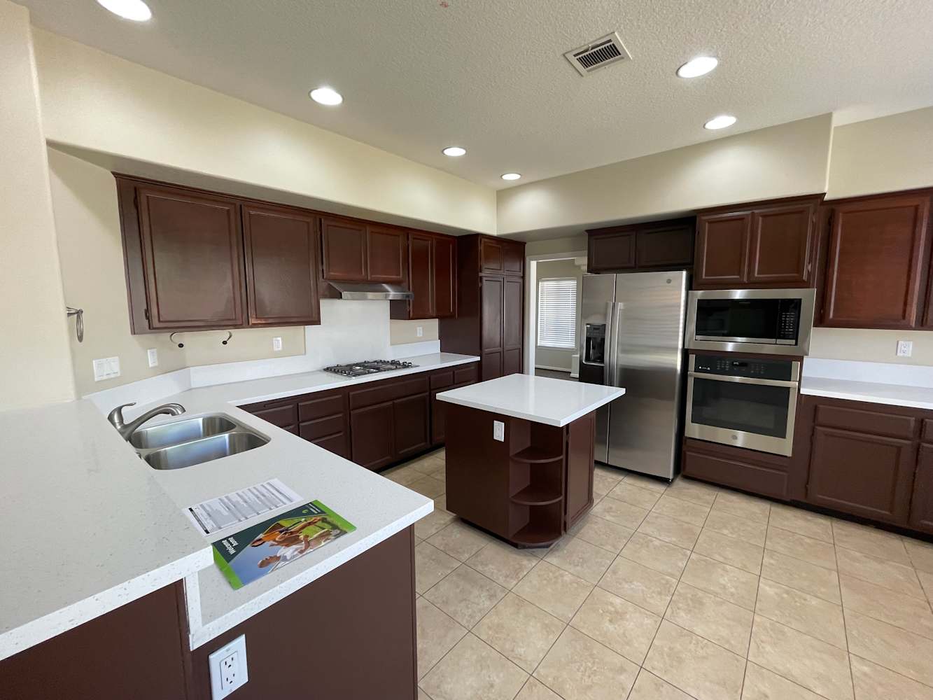 3205 Lantana Ct, Palmdale photo 9