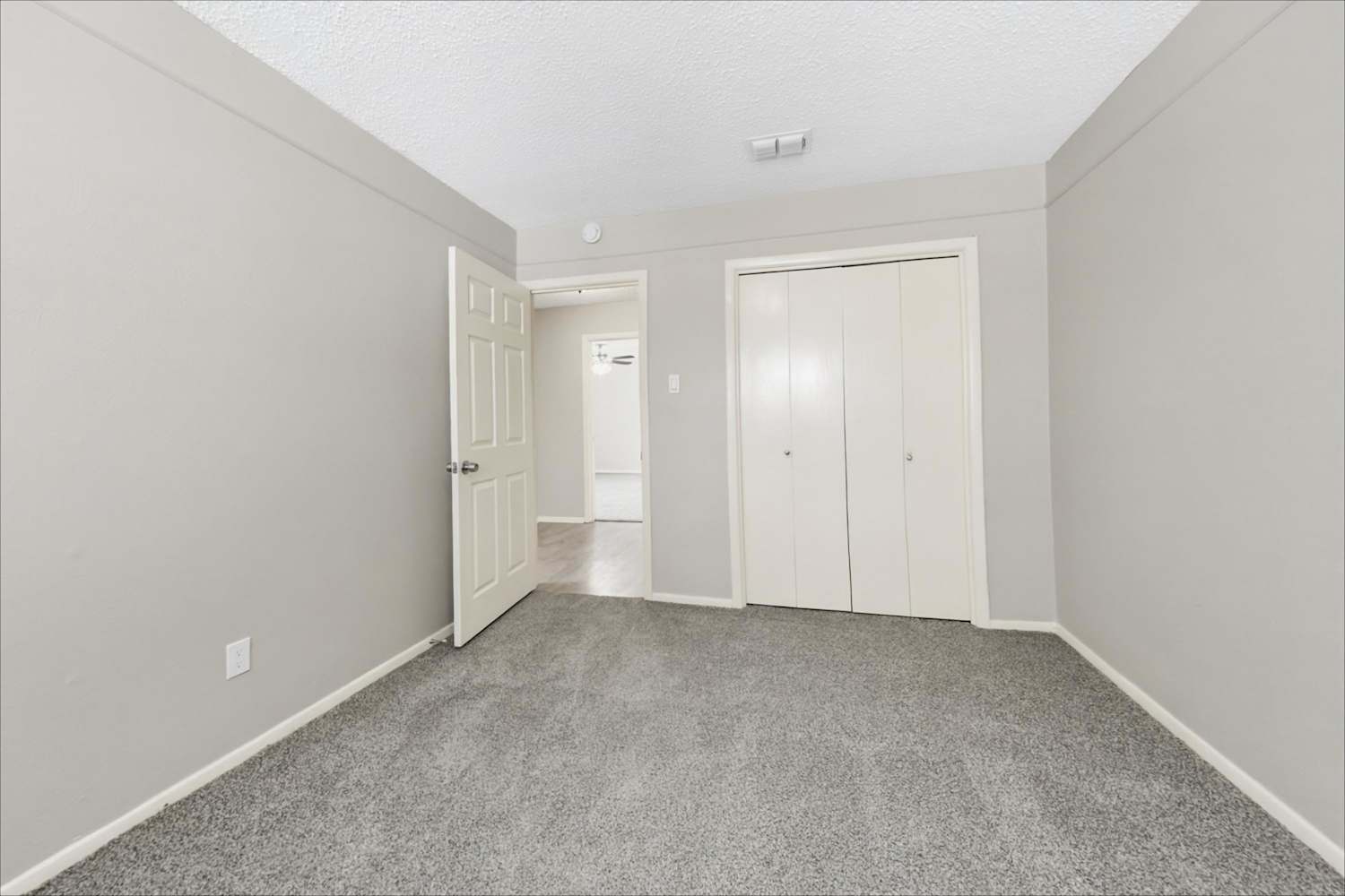 3212 Glenmont, Fort Worth photo 17