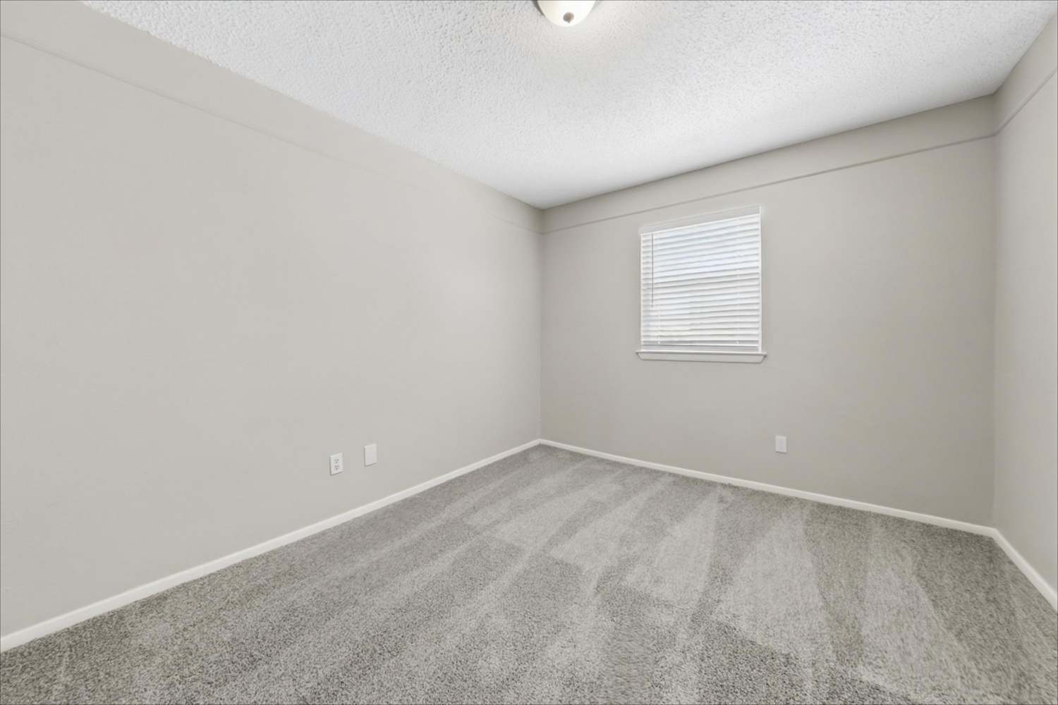 3212 Glenmont, Fort Worth photo 16