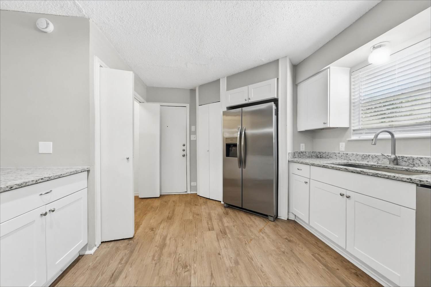 3212 Glenmont, Fort Worth photo 9