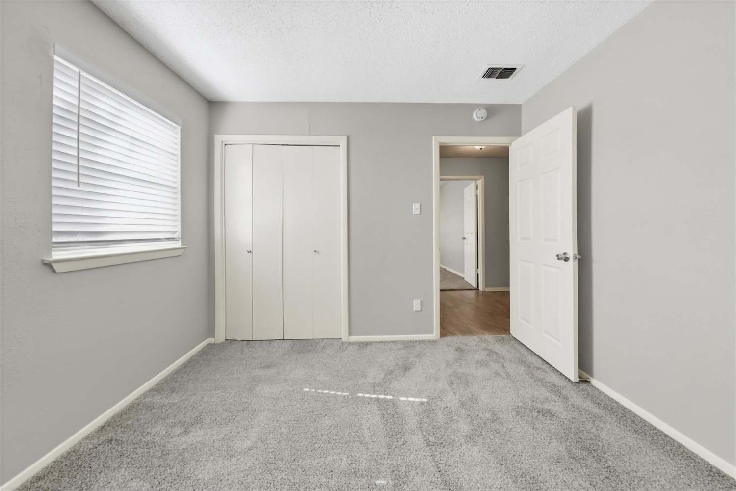3212 Glenmont, Fort Worth photo 14