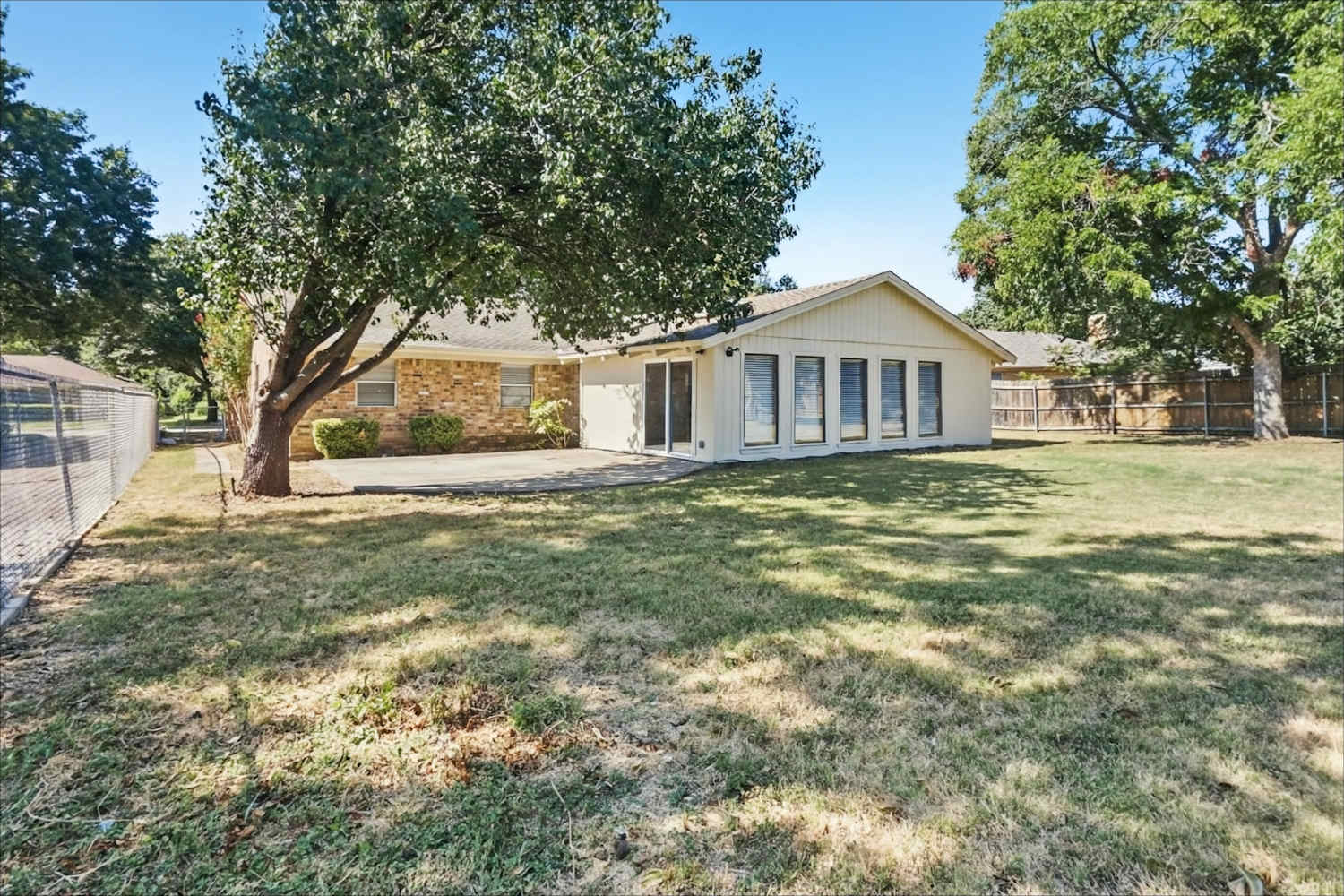 3212 Glenmont, Fort Worth photo 21