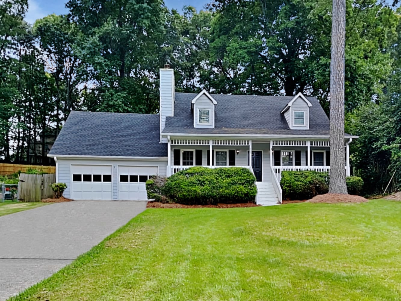 3215 Revere Cir, Snellville photo 1