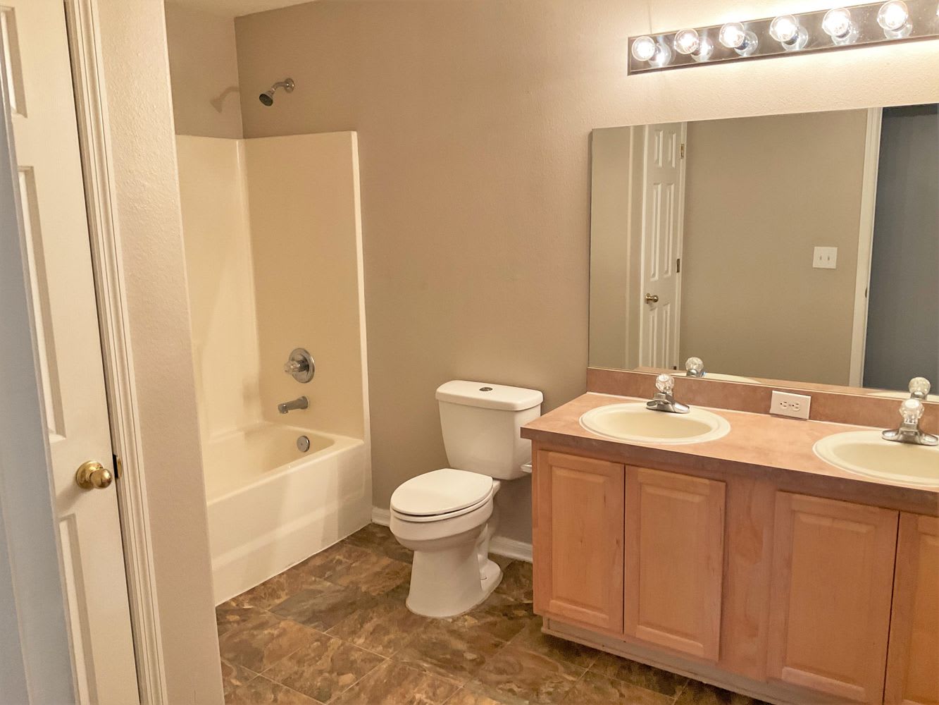 32152 Brookstone Dr, Zephyrhills photo 18