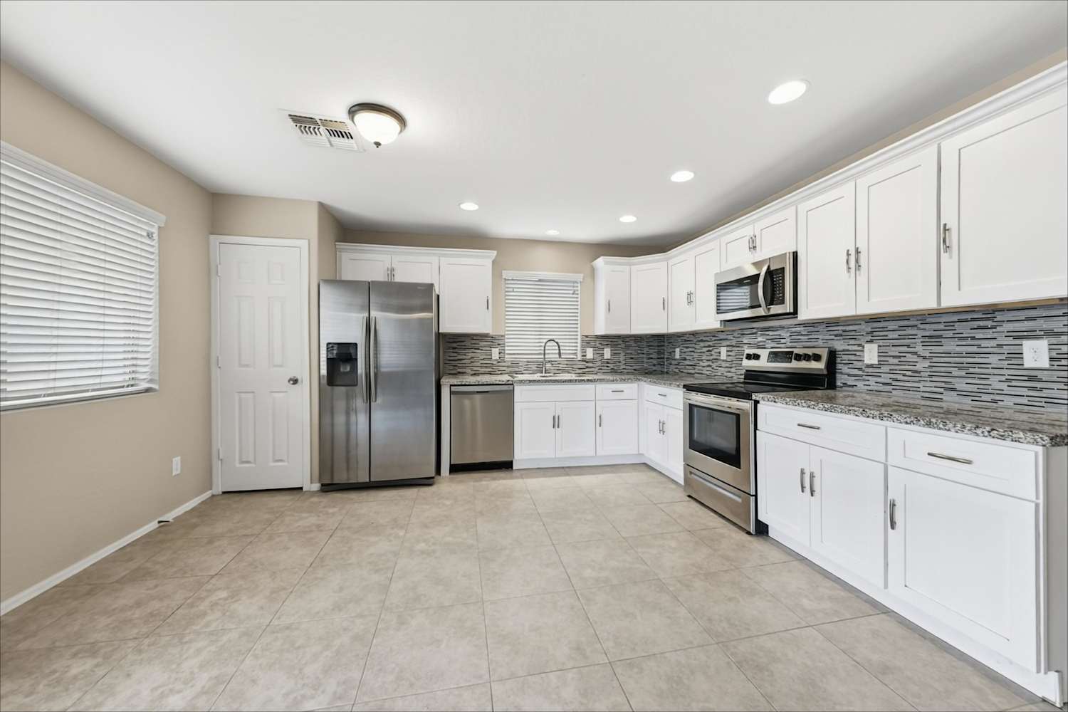 3217 W Santa Cruz Ave, San Tan Valley photo 7