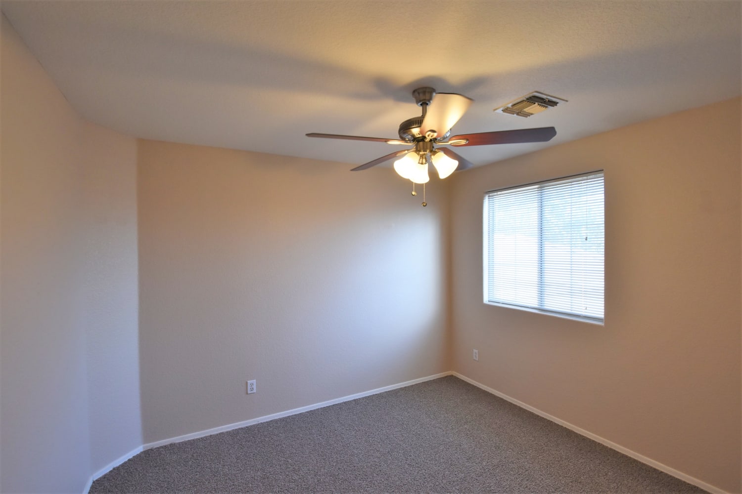3219 W Maldonado Rd, Phoenix photo 9