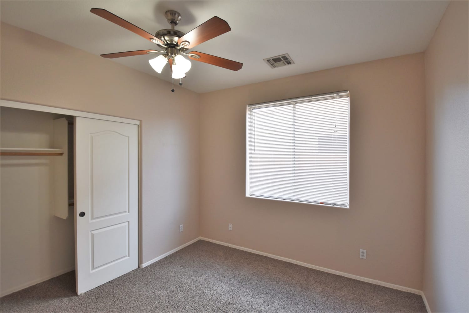 3219 W Maldonado Rd, Phoenix photo 8