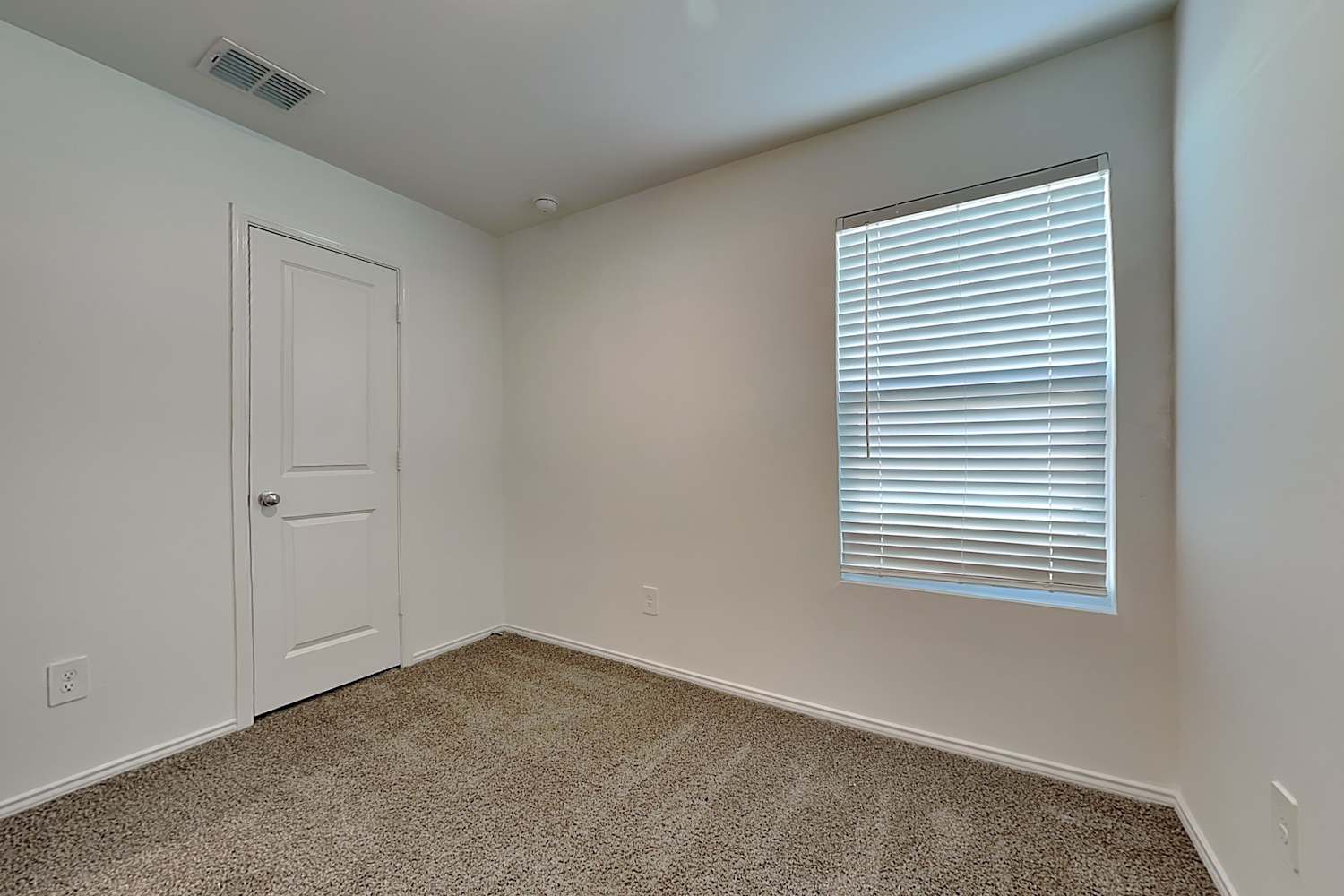 3220 Crestone Dr, Crandall photo 11