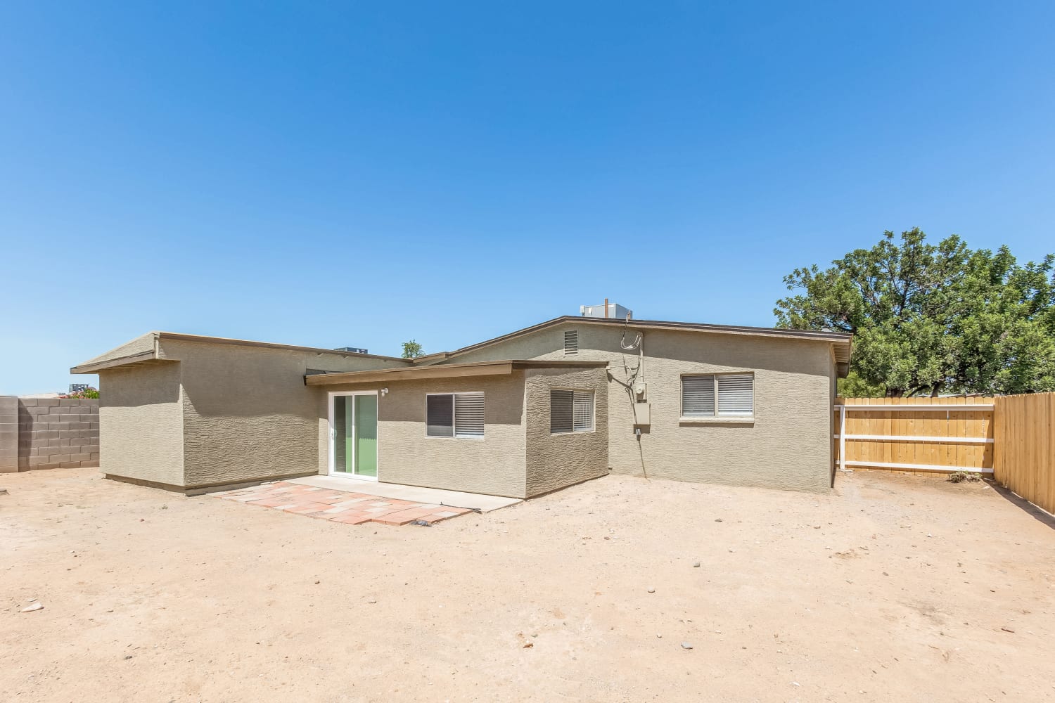 3223 W Acapulco Ln, Phoenix photo 15