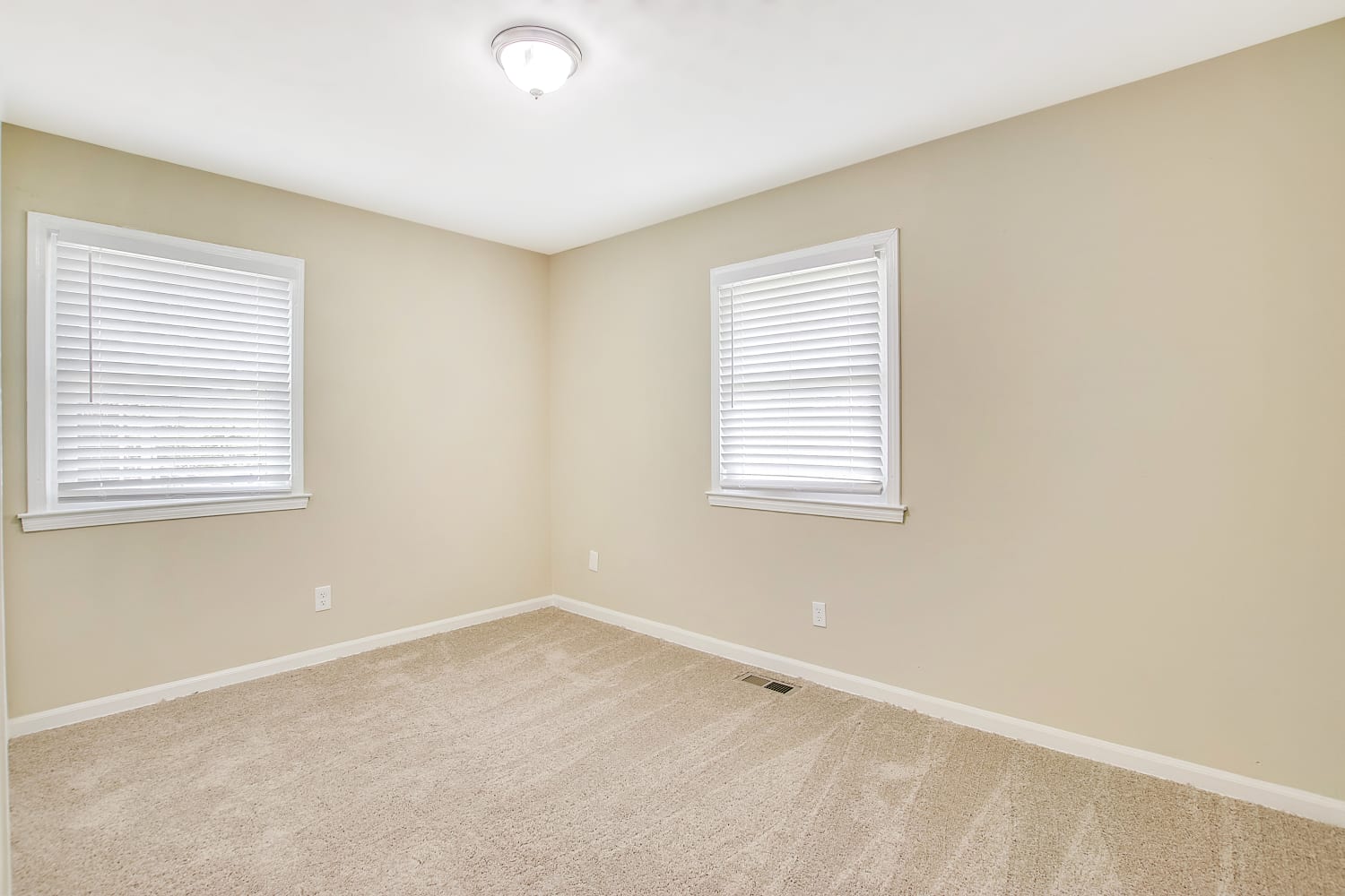 3226 Browns Mill Rd Se, Atlanta photo 13