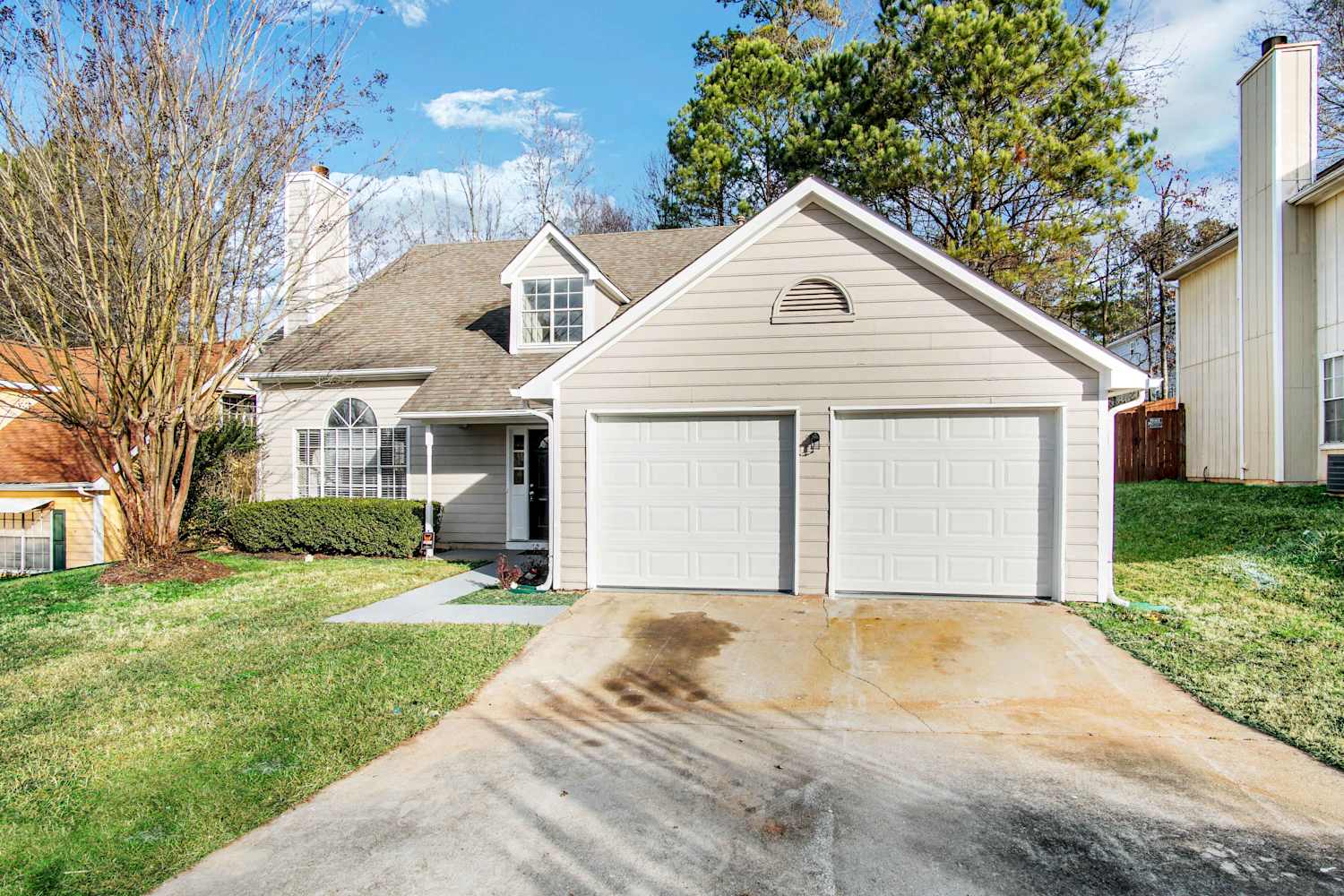 Front of 3228 Rivermist Cv, Decatur, GA