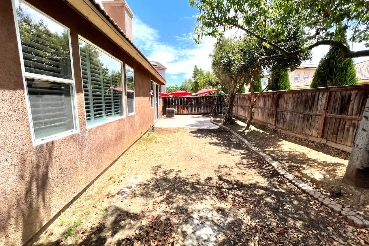32317 Shallot Ct, Winchester photo 14