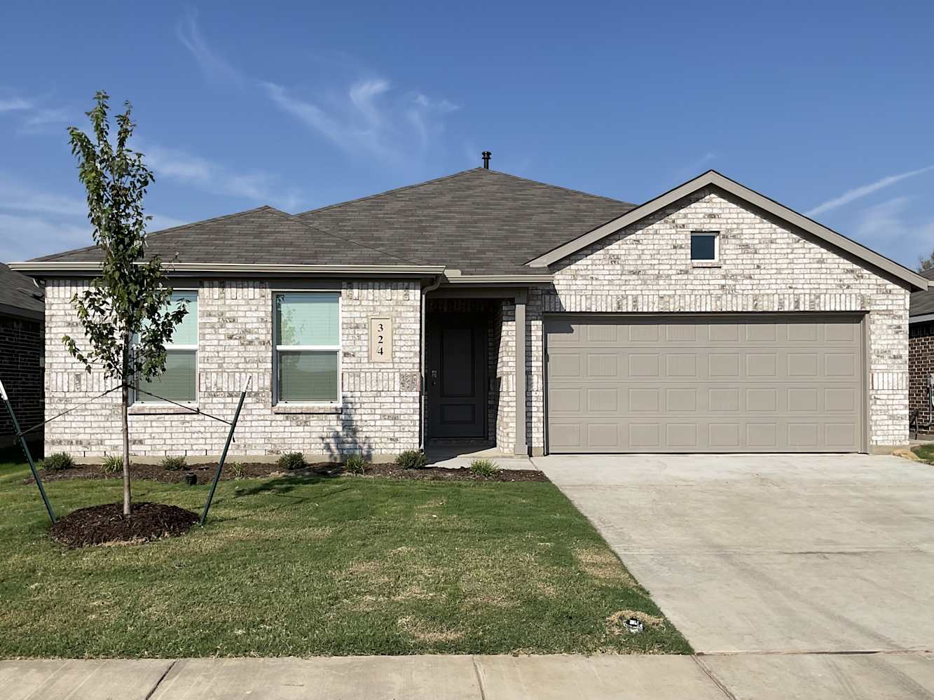 Front of 324 Sonny Drive, Fort Worth, TX