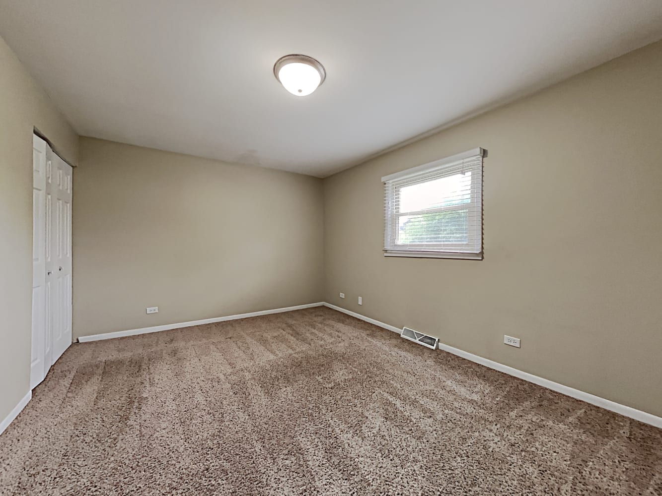 326 W Park Ave, Addison photo 11