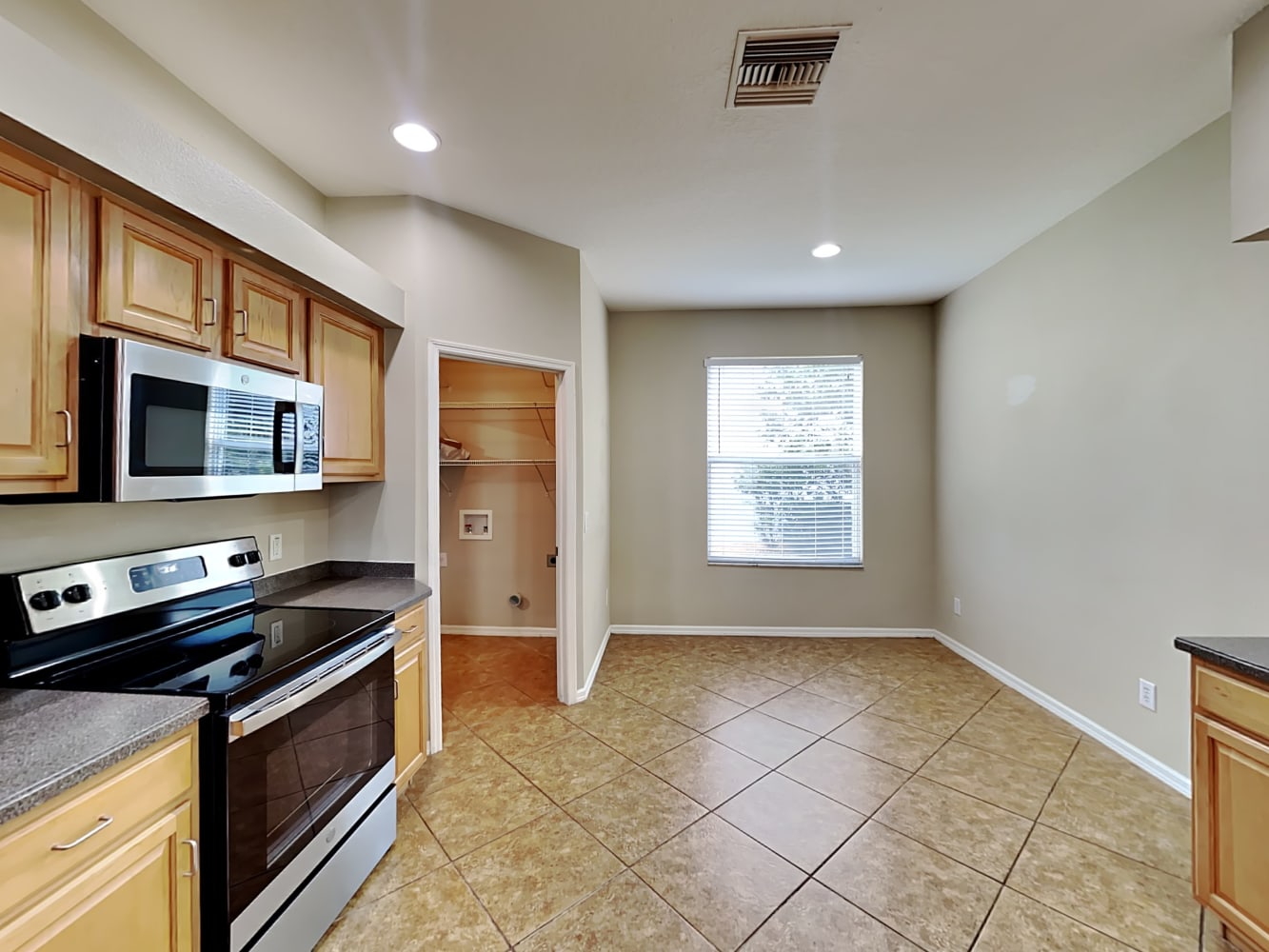 3303 Sisal Loop, Wesley Chapel photo 8