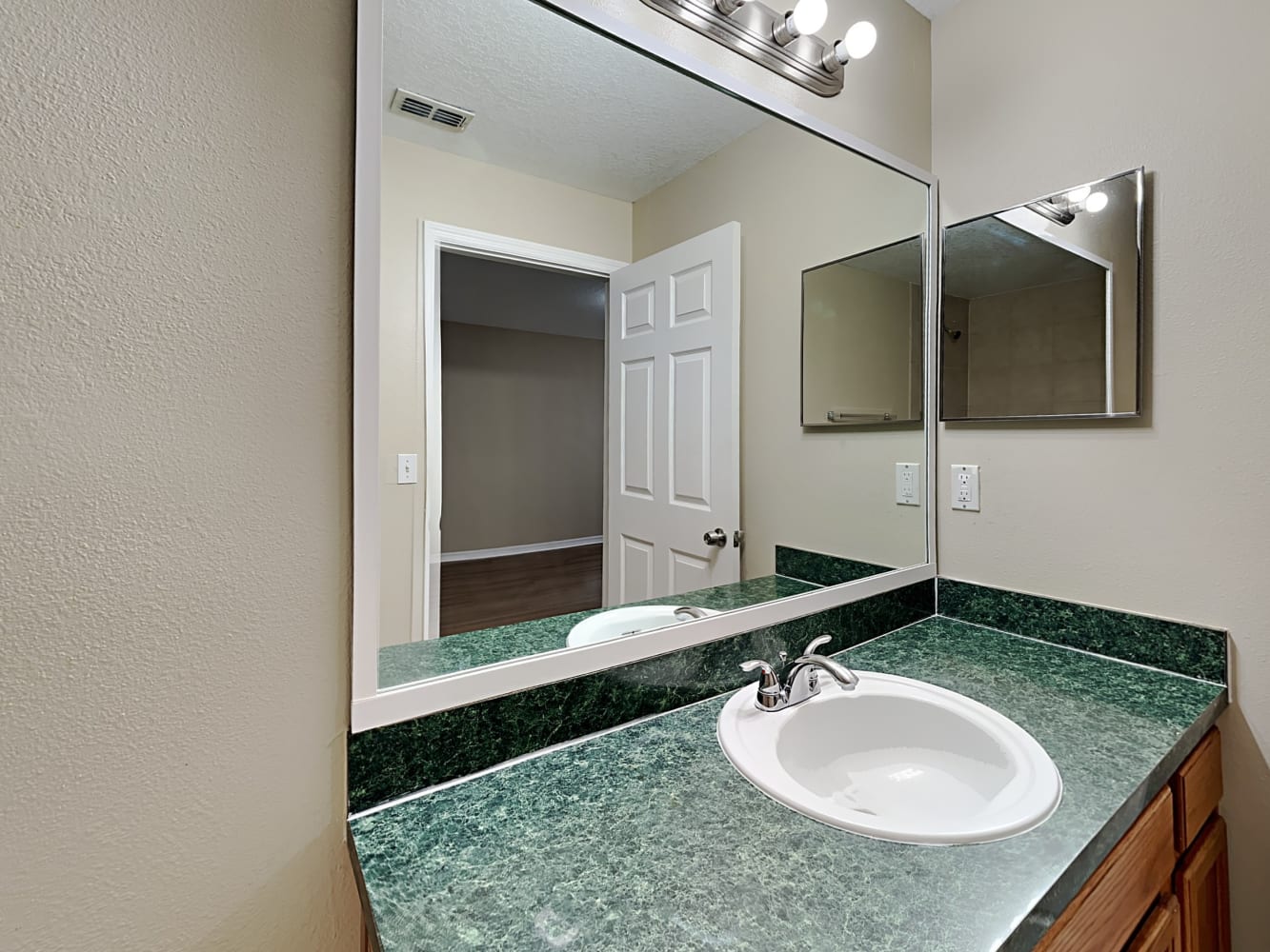 3328 Kelsey Ln, Saint Cloud photo 14