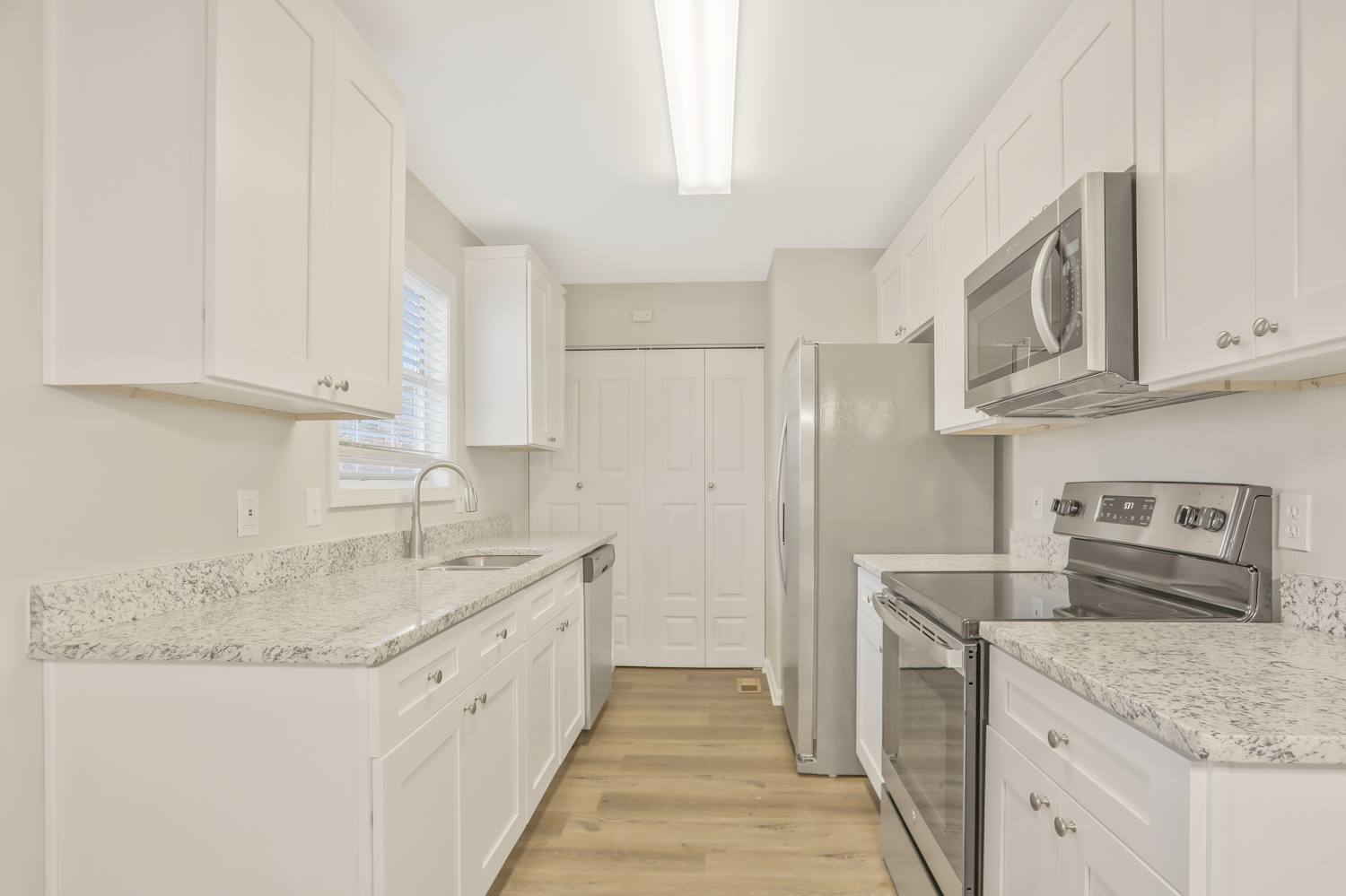 3335 Catalina Dr, Cumming photo 7