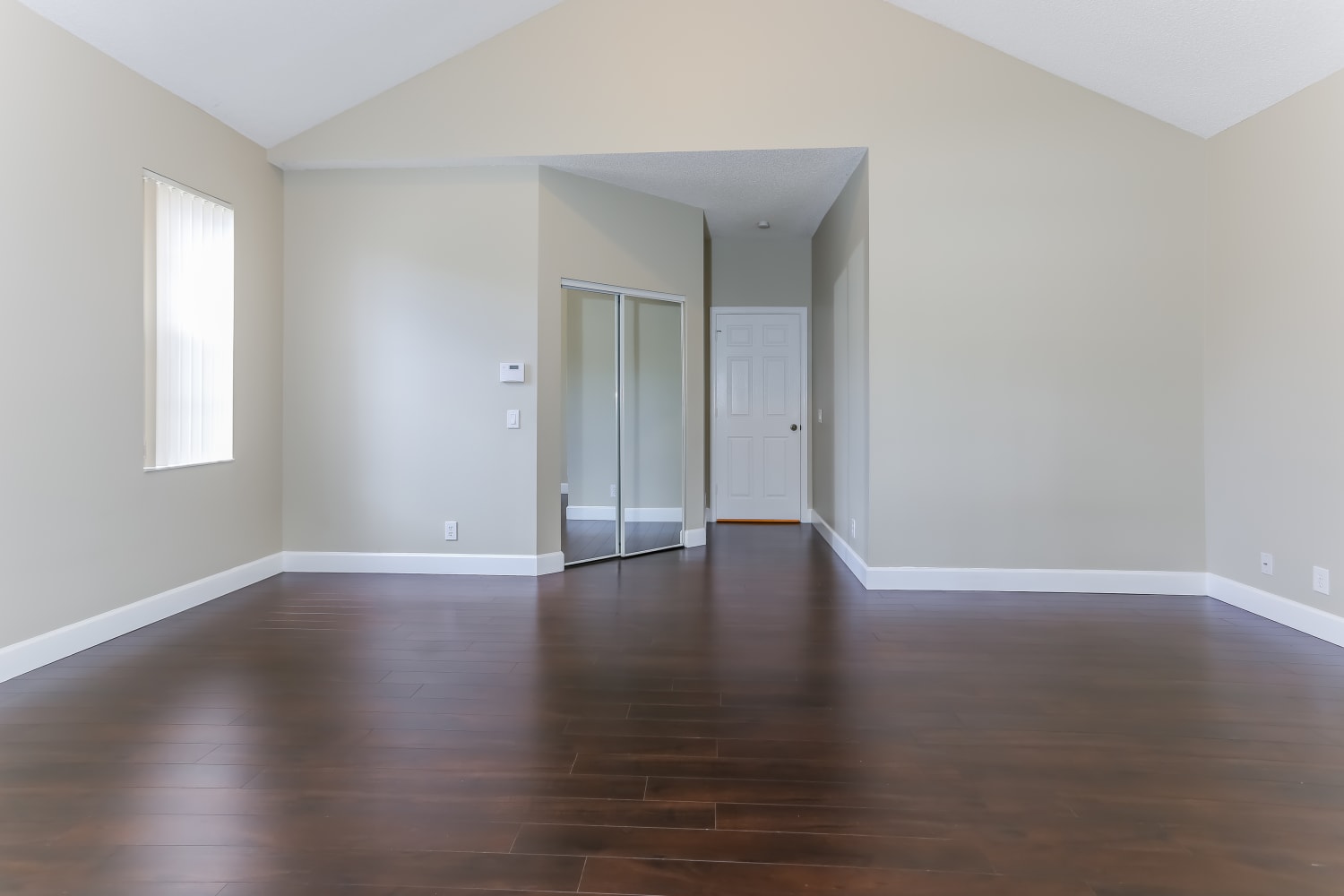 335 Cambridge Dr, Weston photo 8