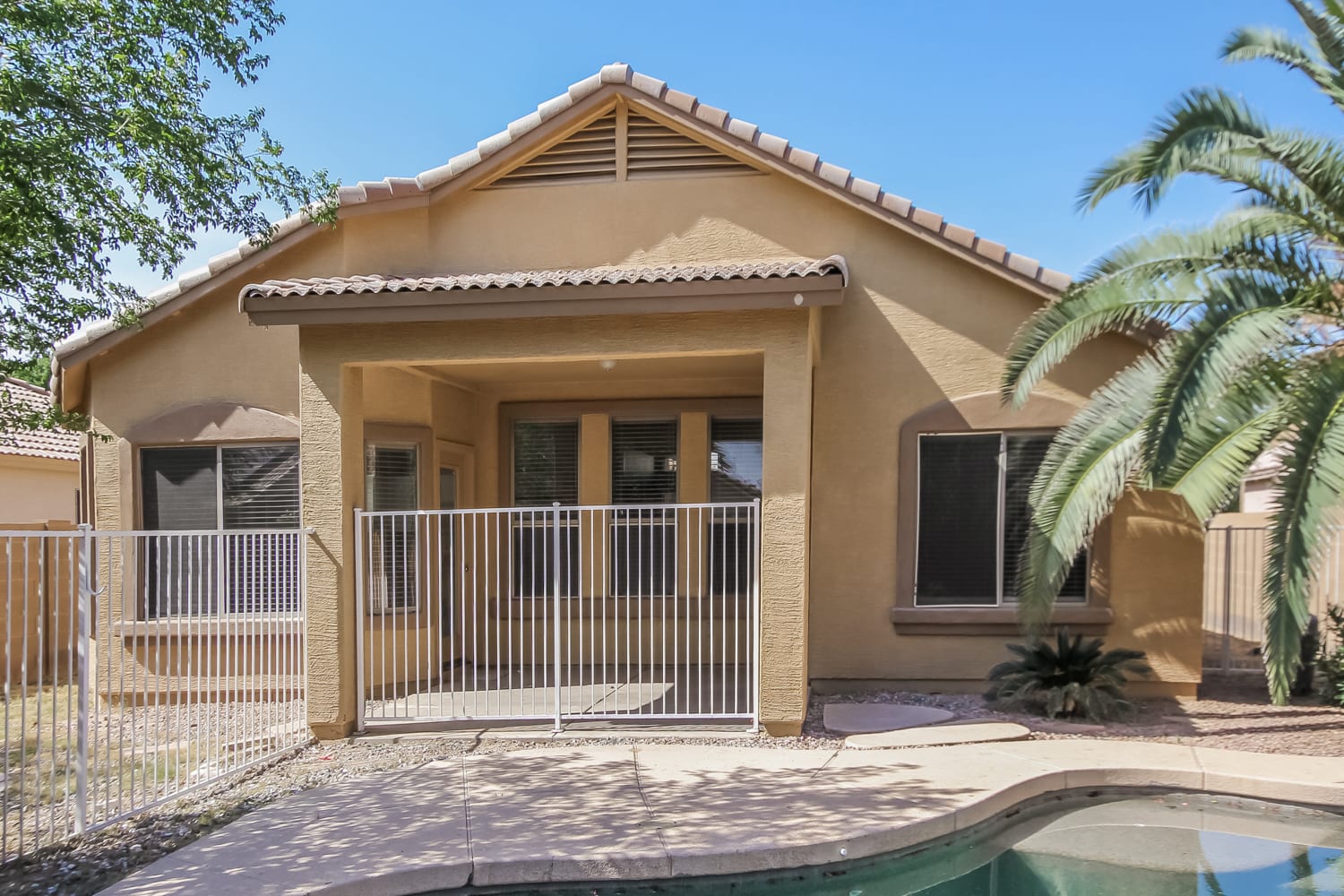 3352 E Chickadee Road, Gilbert photo 13