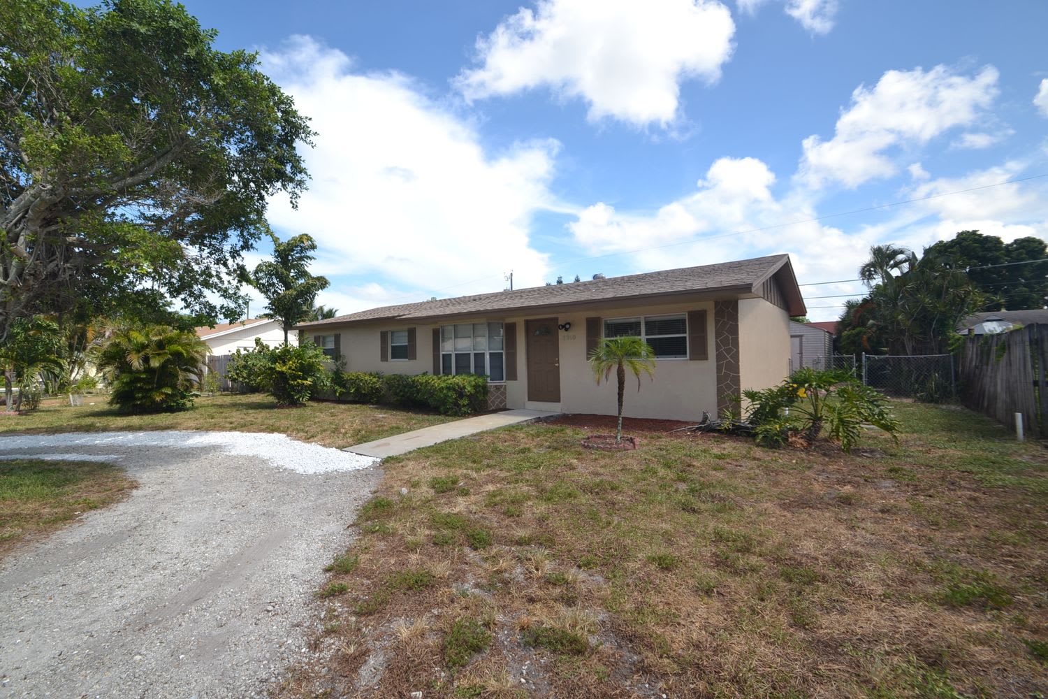 Front of 3360 Artesian Dr, Lake Worth, FL