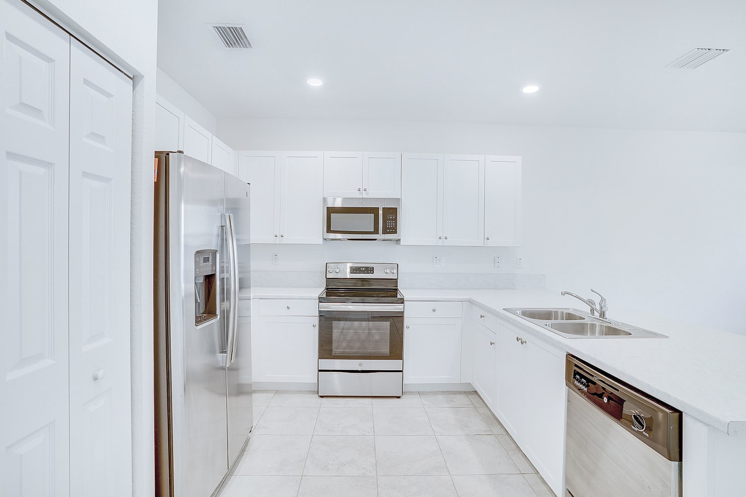 3373 W 105 Terrace, Hialeah photo 23