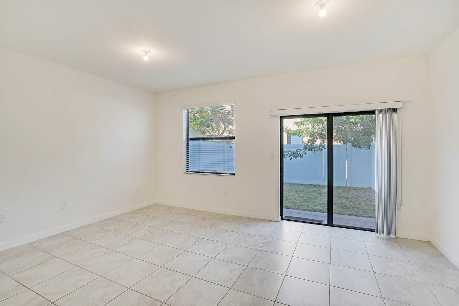 3373 W 105 Terrace, Hialeah photo 9