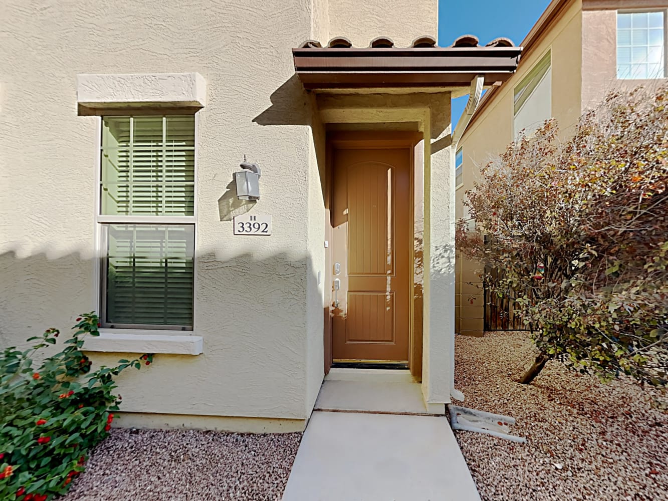 3392 E Liberty Ln, Gilbert photo 1