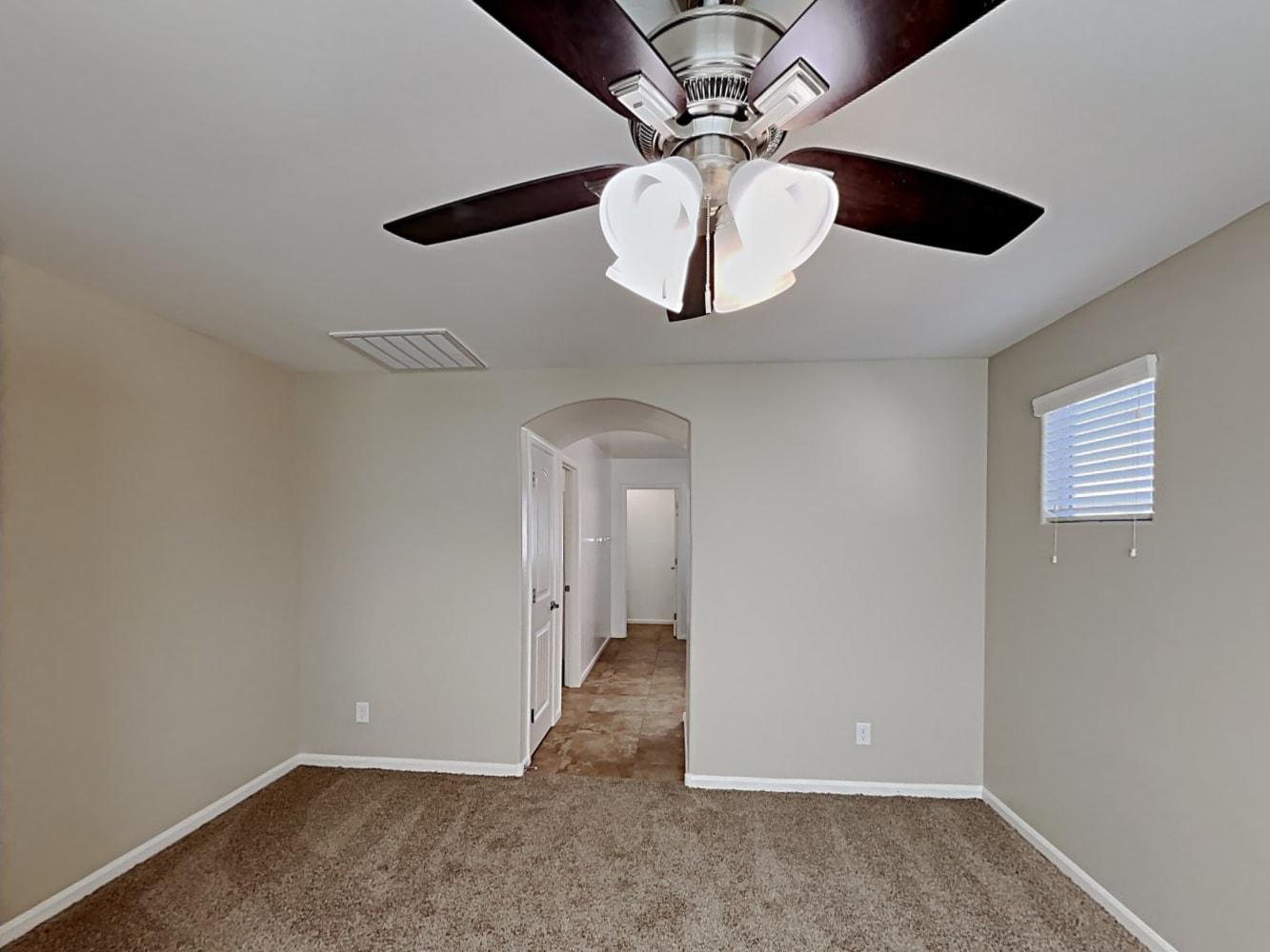 3392 E Liberty Ln, Gilbert photo 9