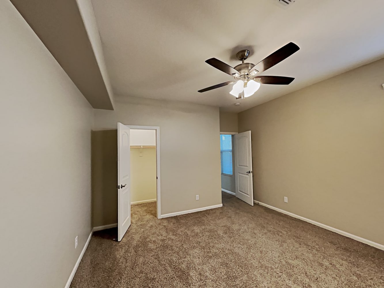 3392 E Liberty Ln, Gilbert photo 8