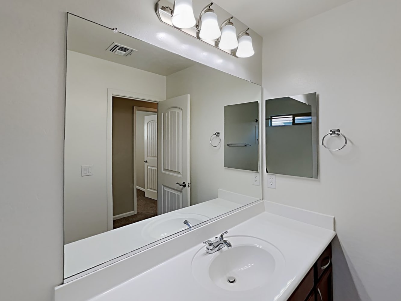 3392 E Liberty Ln, Gilbert photo 14