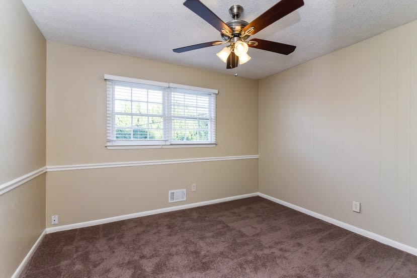 3396 San Antonio Dr, Snellville photo 14