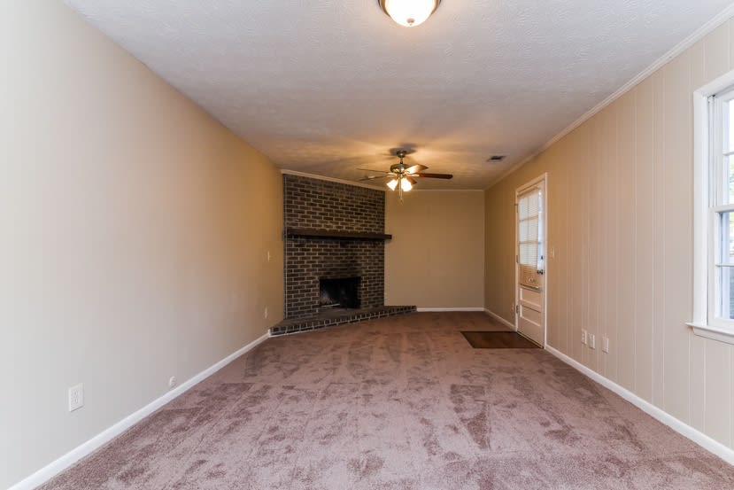 3396 San Antonio Dr, Snellville photo 12