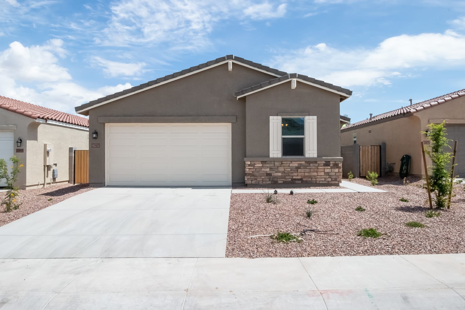 33987 N Desert Star Dr, San Tan Valley photo 1
