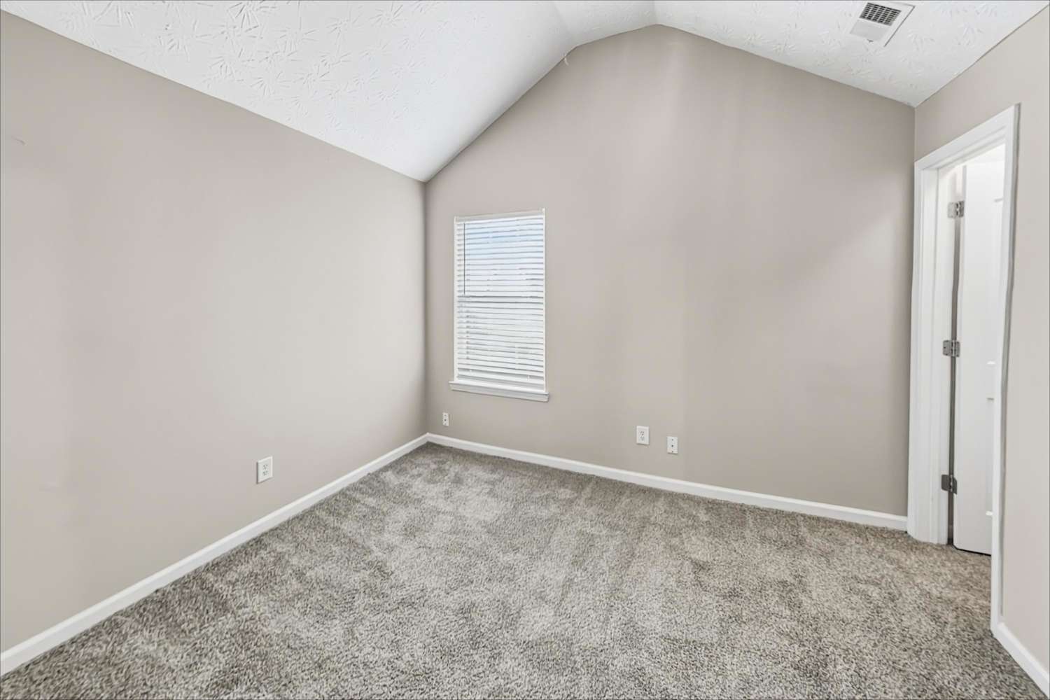 34 Churchill Park Dr, Newnan photo 17