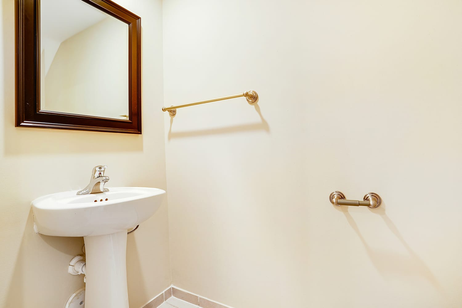 3408 W 109 Pl, Hialeah photo 22